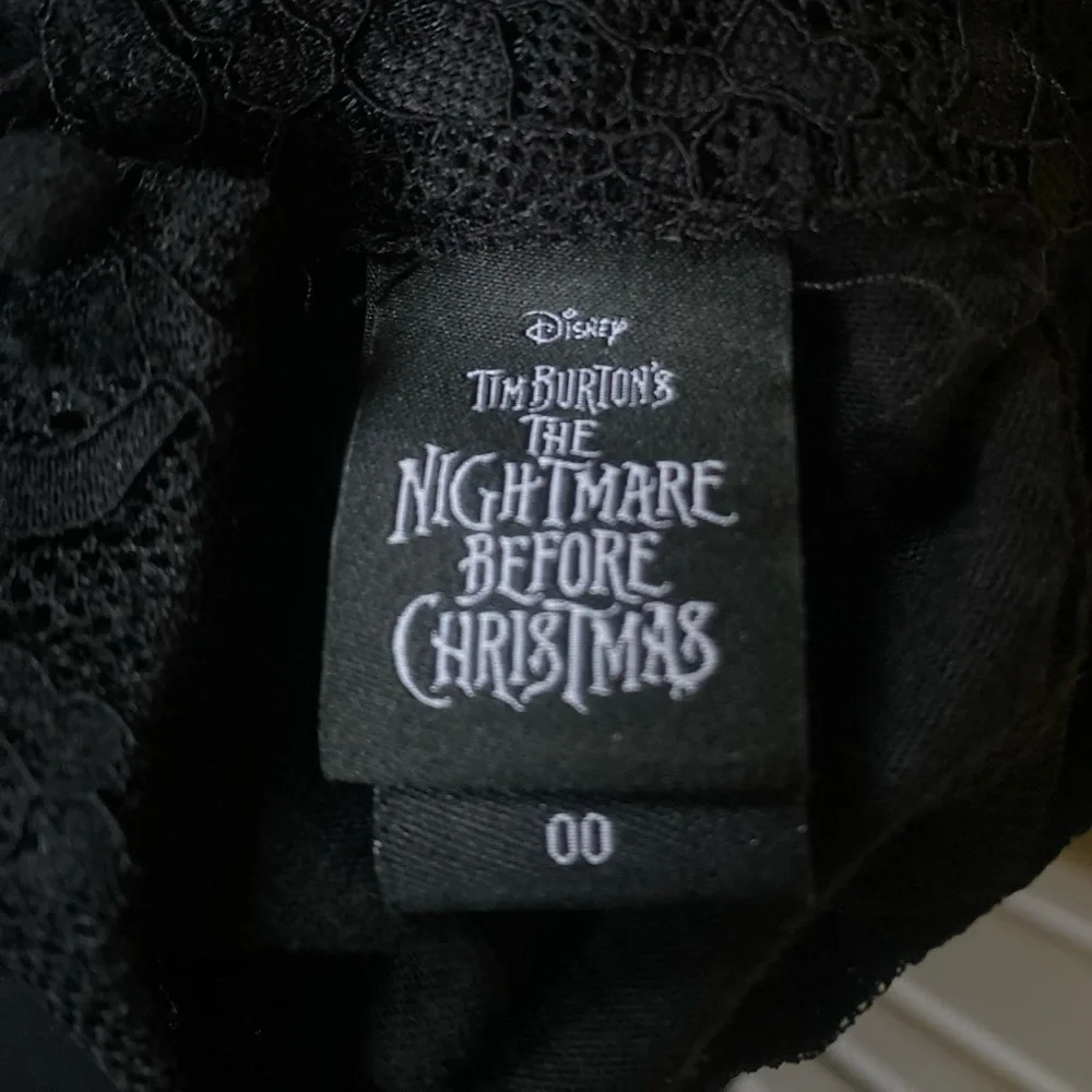 NWOT Disney’s Nightmare Before Christmas black lace hi-lo top - Picture 9 of 11